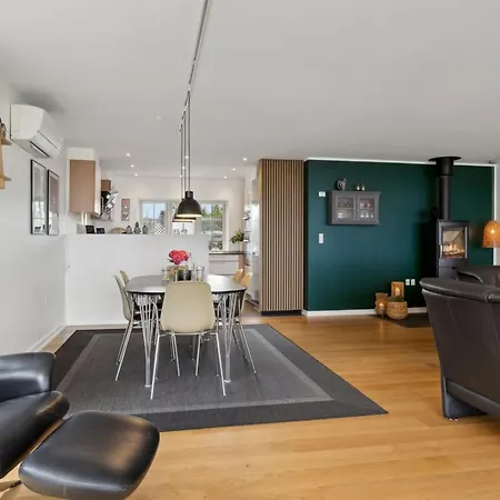 Erok - 100m From The Sea By Interhome *